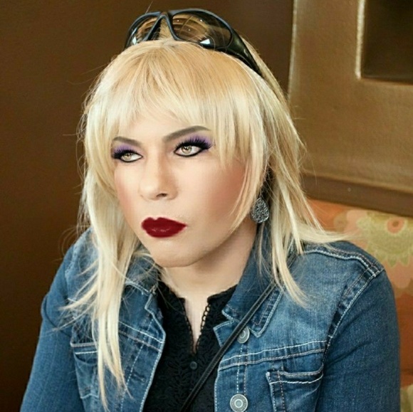 Meet your Posher, Monica - Picture 4 of 8